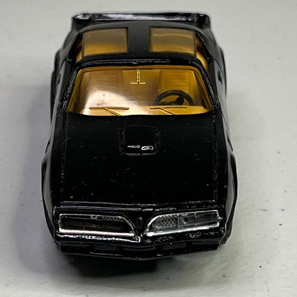 Zee Toys 1/59 Scale Diecast Firebird 1980s Black & Gold Collectible Model Car - Picture 2 of 10